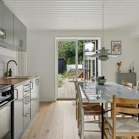 Сasa de vacaciones Modern Summer House Near Gudmindrup *