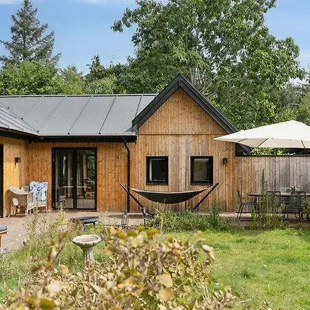 Сasa de vacaciones Modern Summer House Near Gudmindrup *