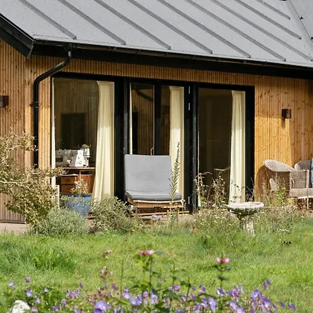 Modern Summer House Near Gudmindrup Сasa de vacaciones Højby