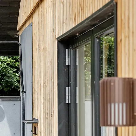 Modern Summer House Near Gudmindrup Сasa de vacaciones Højby