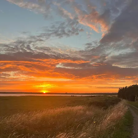Modern Summer House Near Gudmindrup Сasa de vacaciones Højby