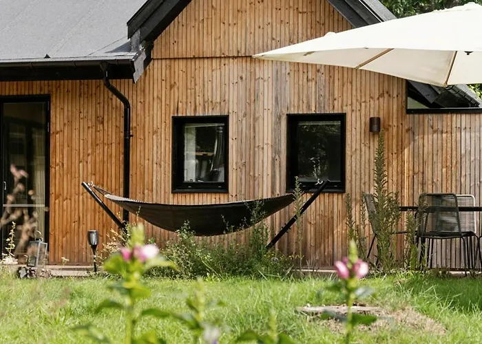 Modern Summer House Near Gudmindrup بيت للعطل Højby
